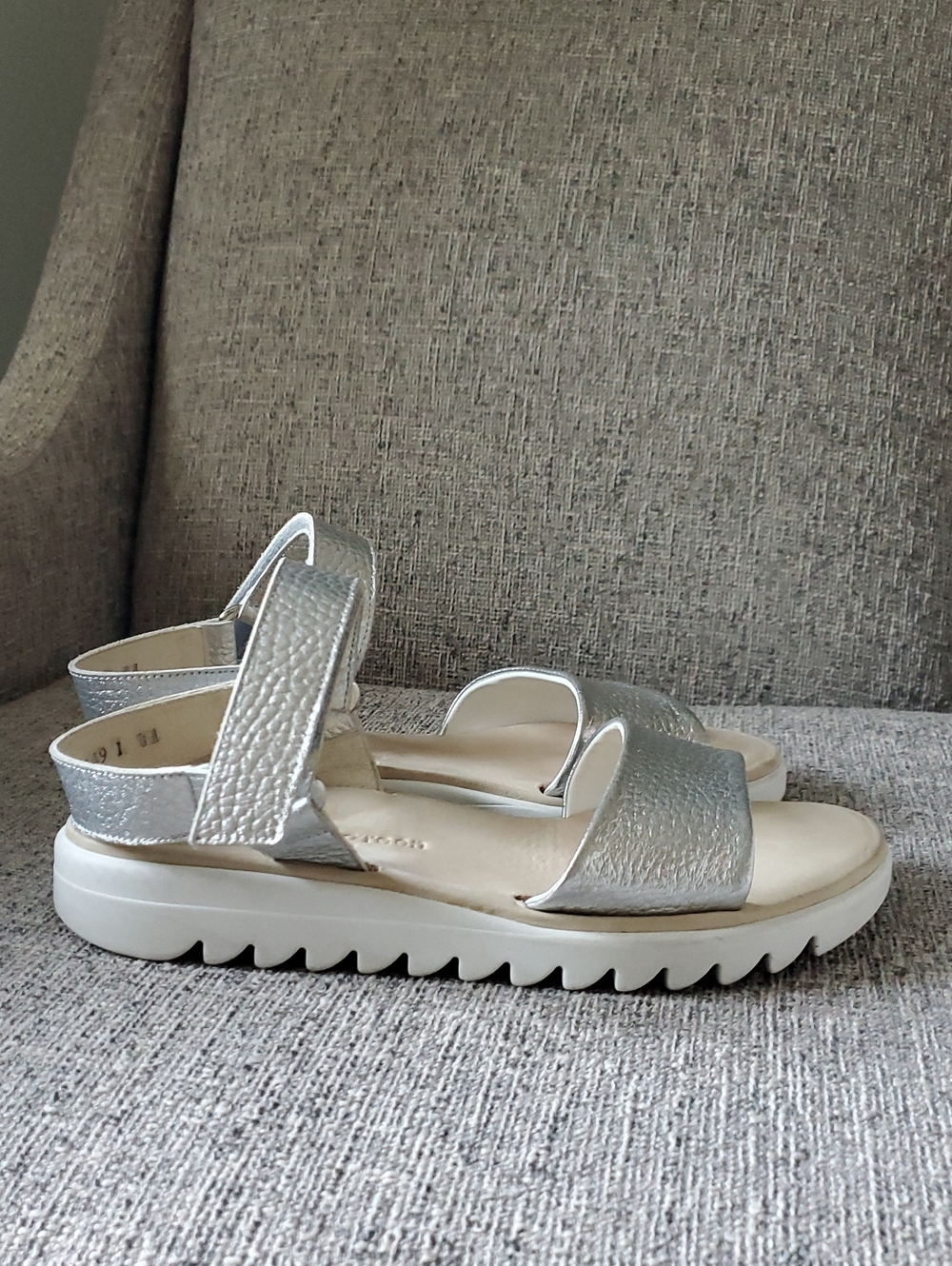 Paul Green Toni Sandals, Silver/White (8.0 US, 5.5 UK)